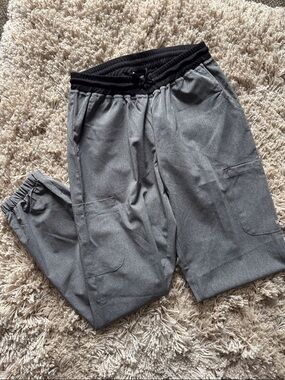 White Cross Lite Tech Grey Scrub Joggers